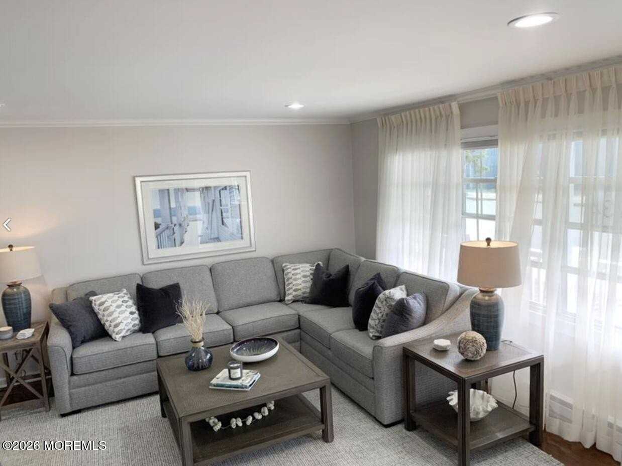 234 13th Ave #A - Photo 5 of 26