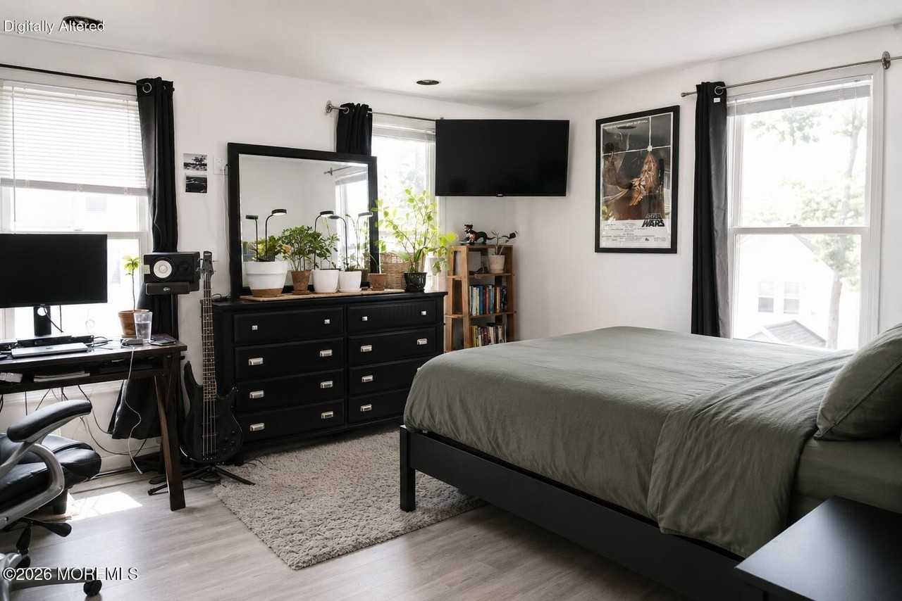 1016 5th Ave #2 - Photo 5 of 11