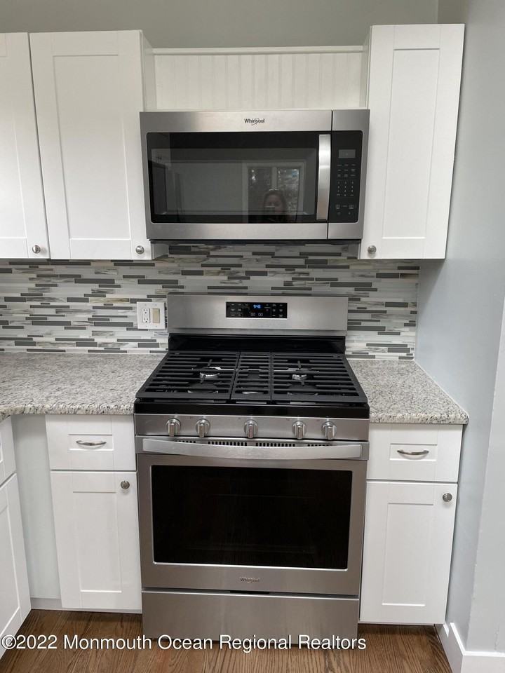 1116 Darlene Ave - Photo 4 of 16