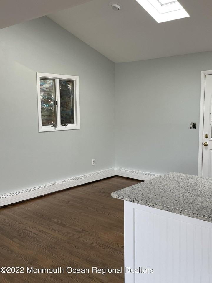 1116 Darlene Ave - Photo 5 of 16