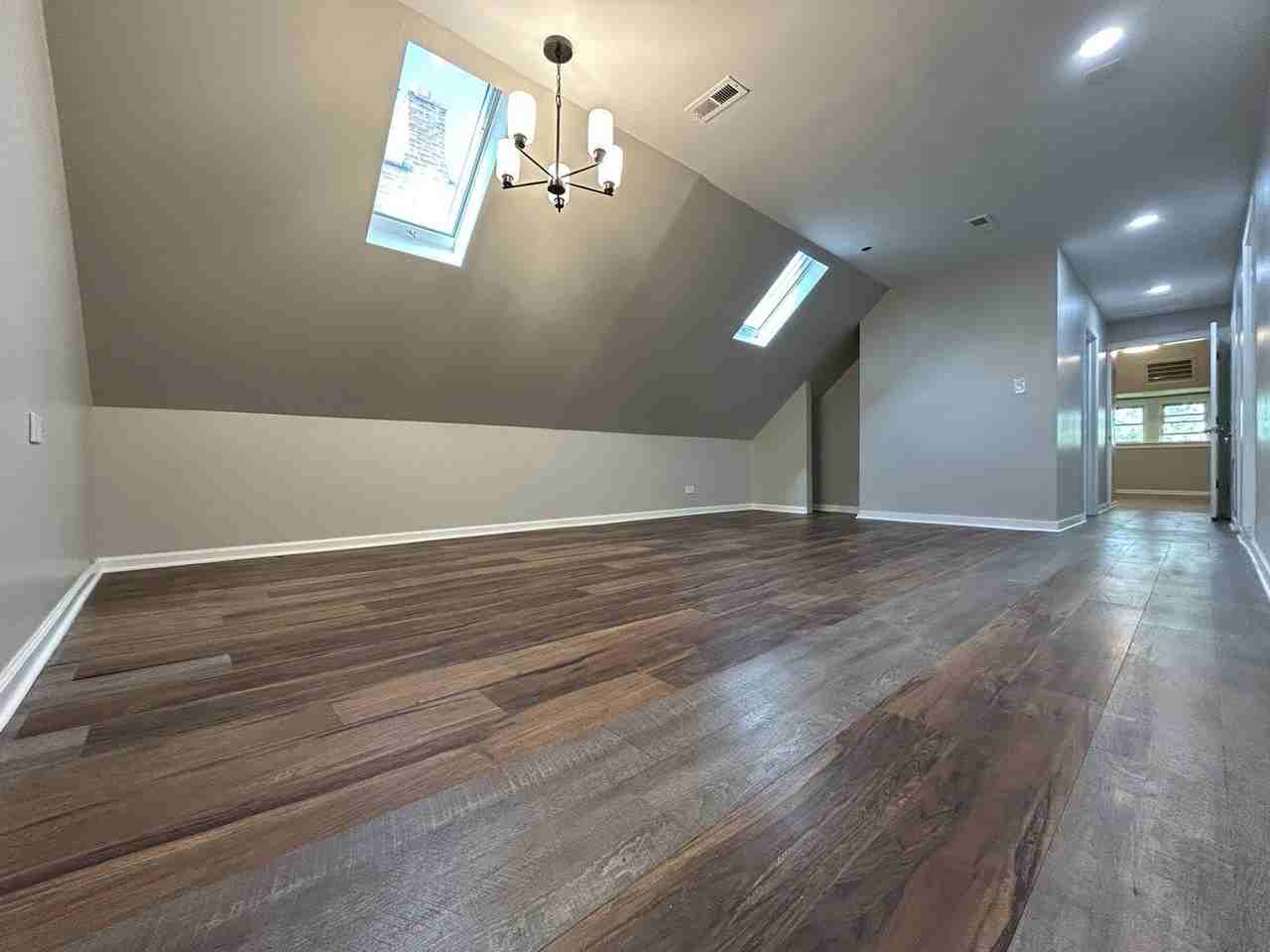 4834 N Ridgeway Ave #3 - Photo 3 of 12