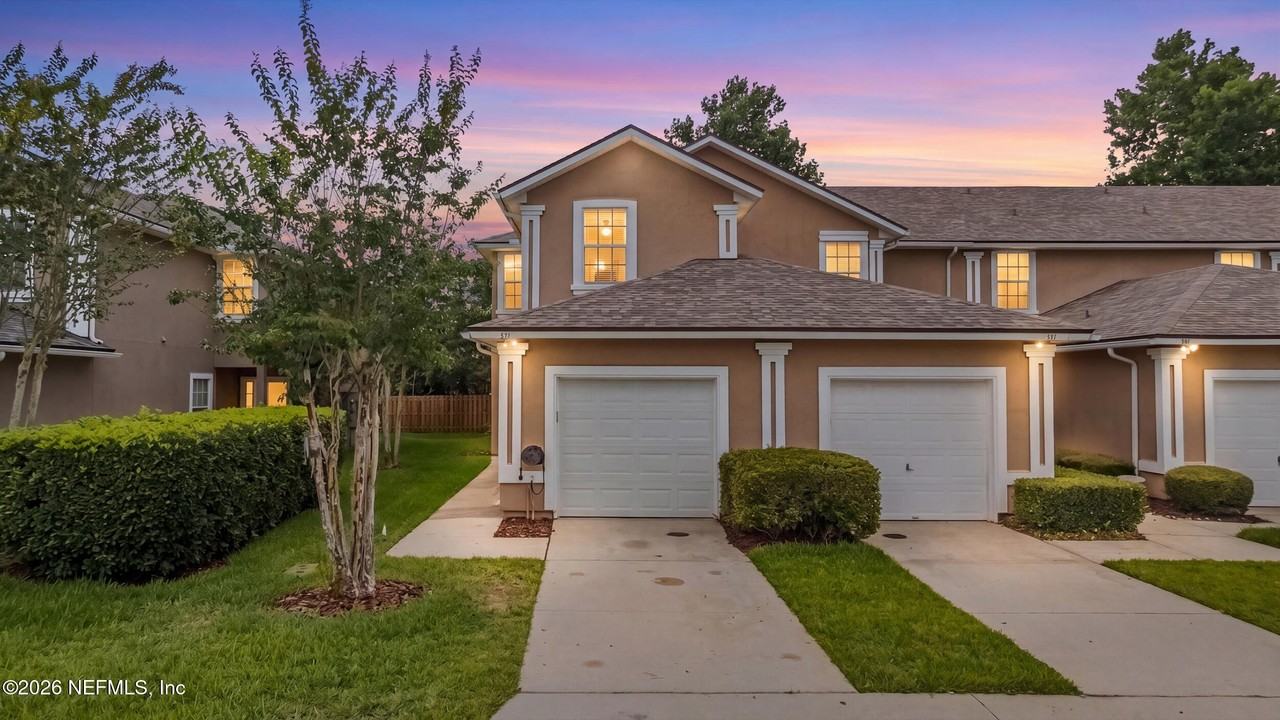 577 Scrub Jay Dr - Photo 2 of 35