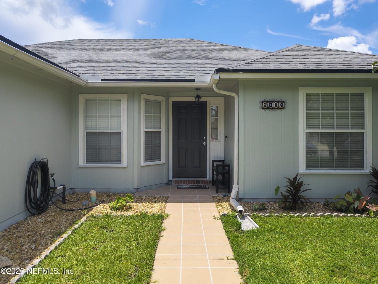 2084 Frogmore Dr - Photo 3 of 37