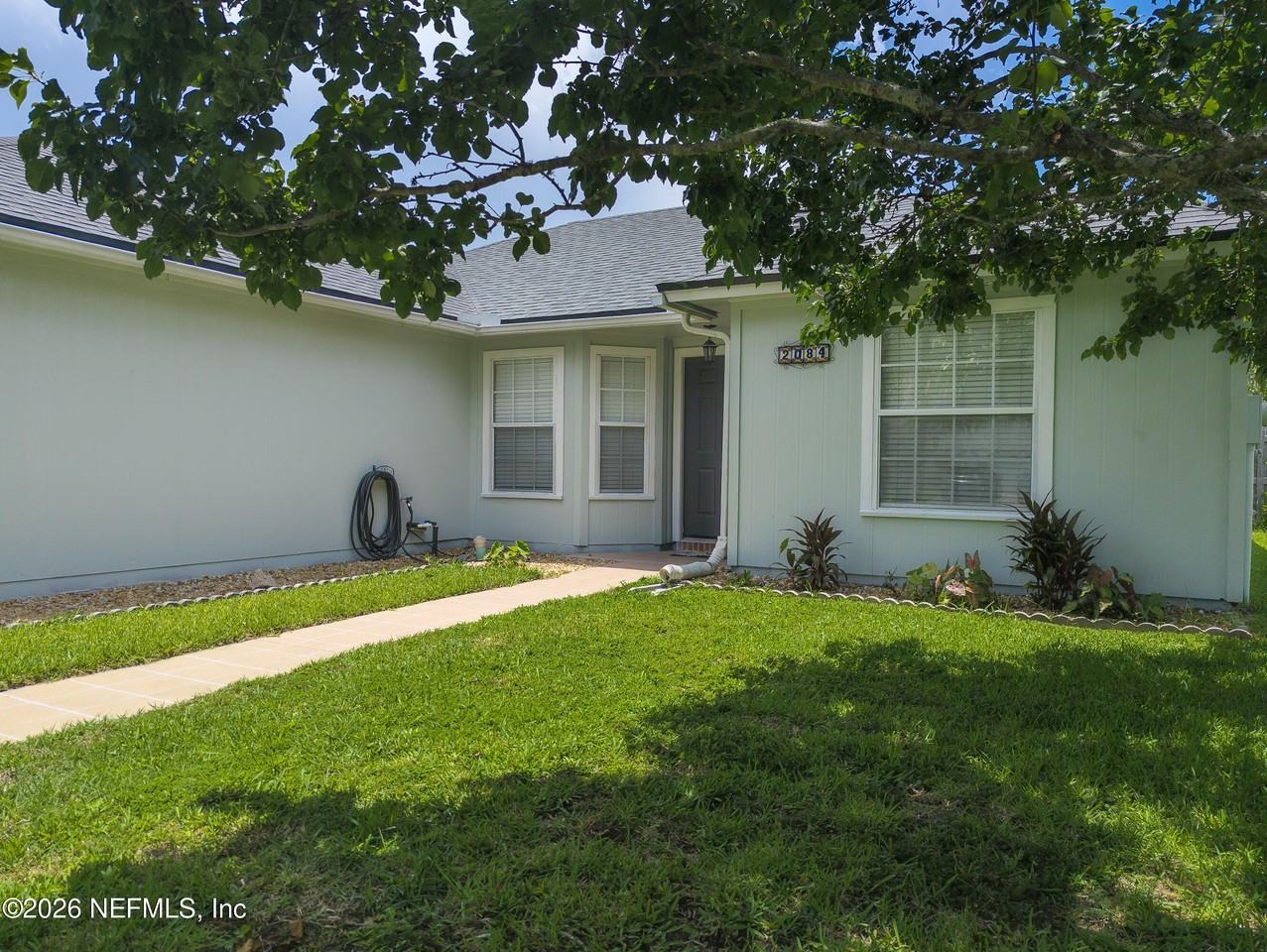 2084 Frogmore Dr - Photo 4 of 37