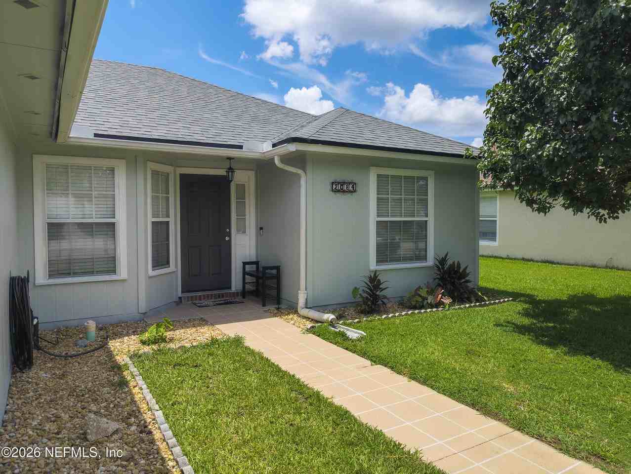 2084 Frogmore Dr - Photo 6 of 37