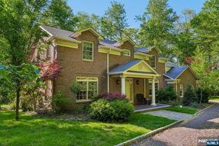 2B Paris Ave - Photo 1 of 1