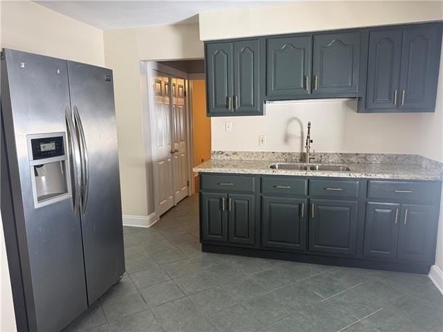 2518 Onzaga St - Photo 2 of 12
