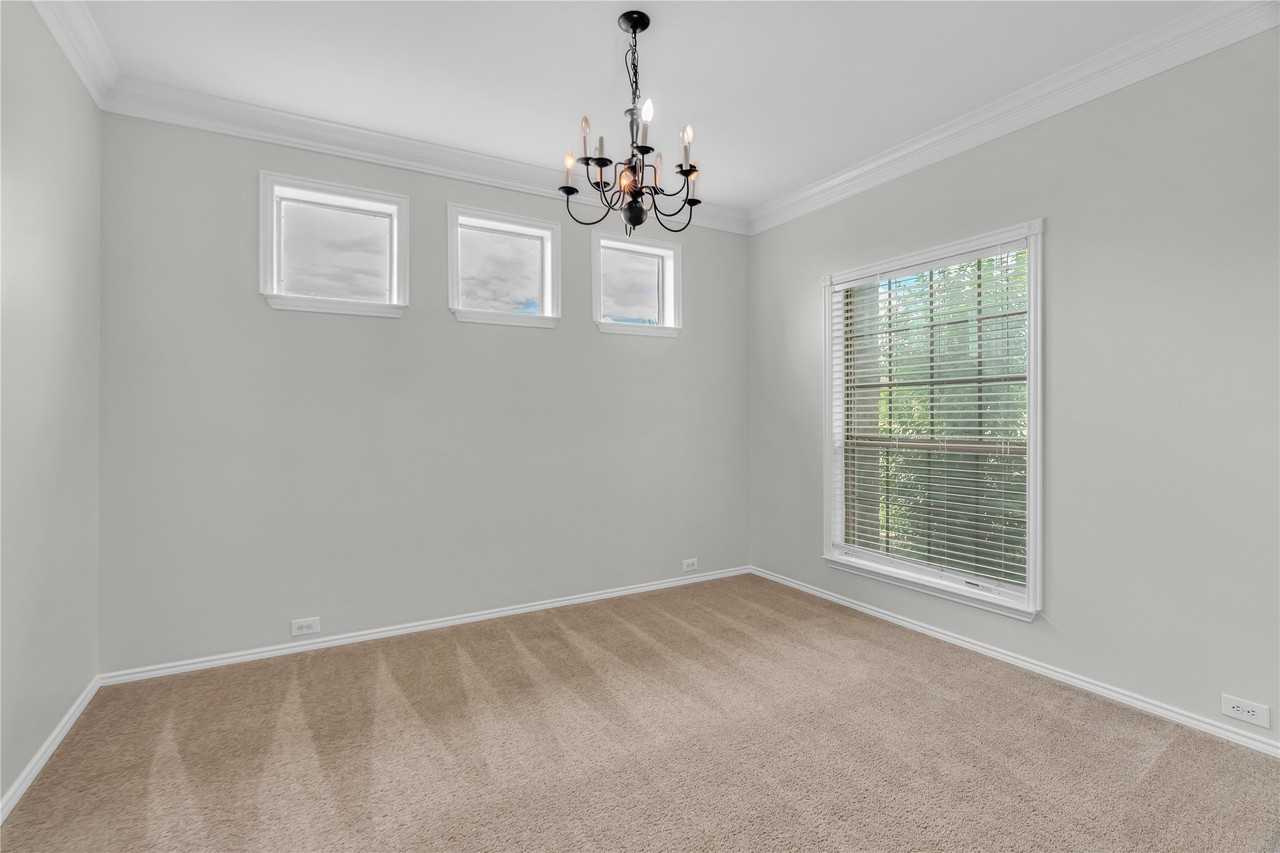 928 Casa Grandes Dr - Photo 5 of 33