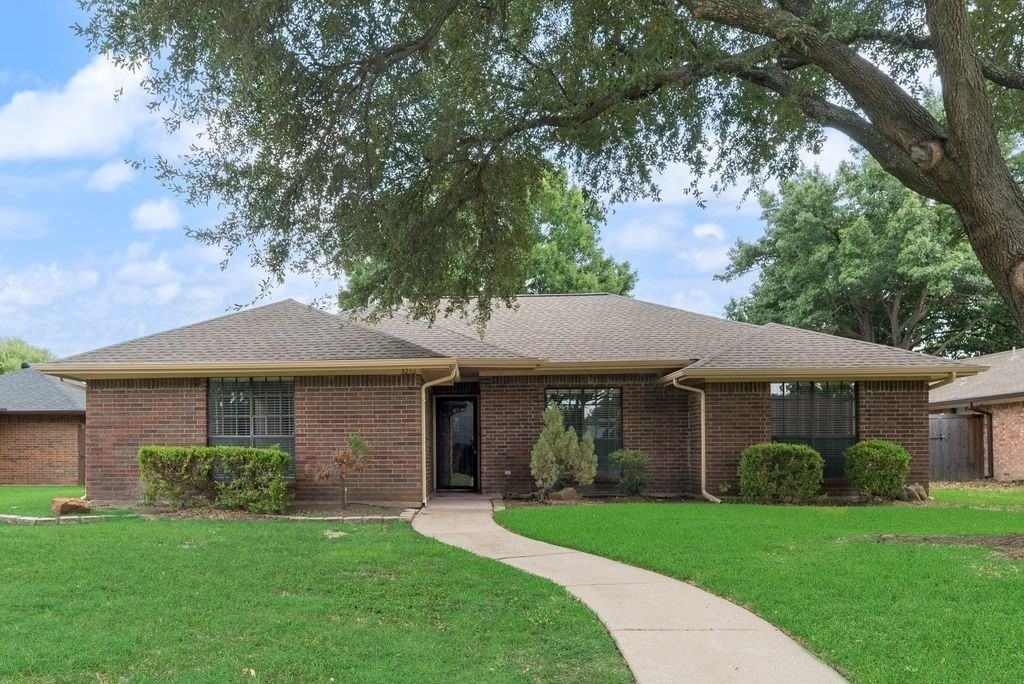 3252 Anchor Dr - Photo 3 of 22