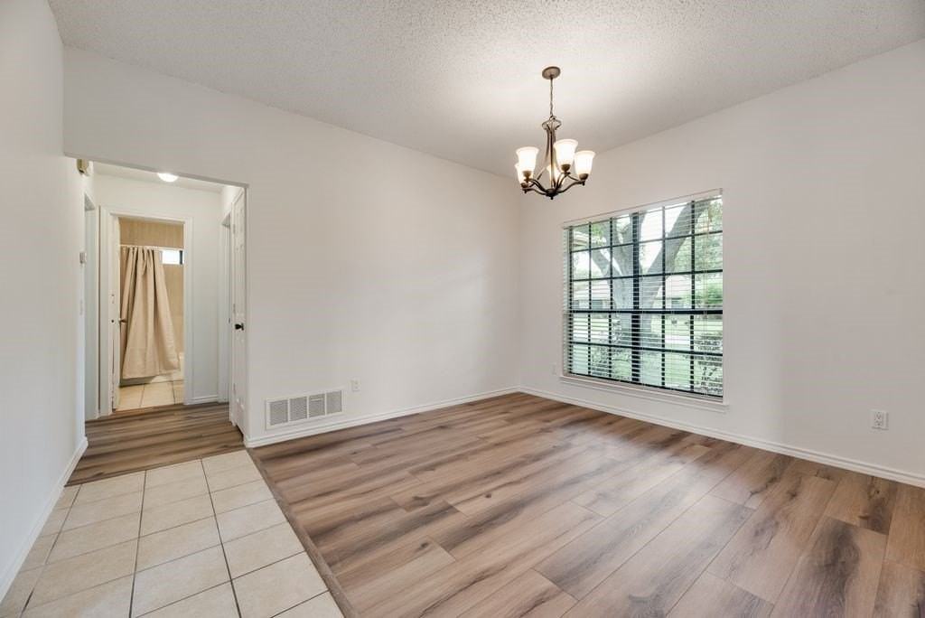 3252 Anchor Dr - Photo 4 of 22