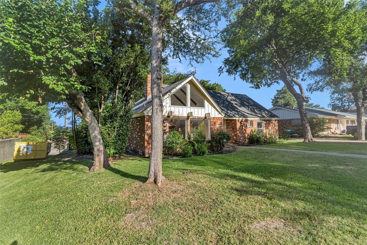 508 Whittle Way - Photo 4 of 40