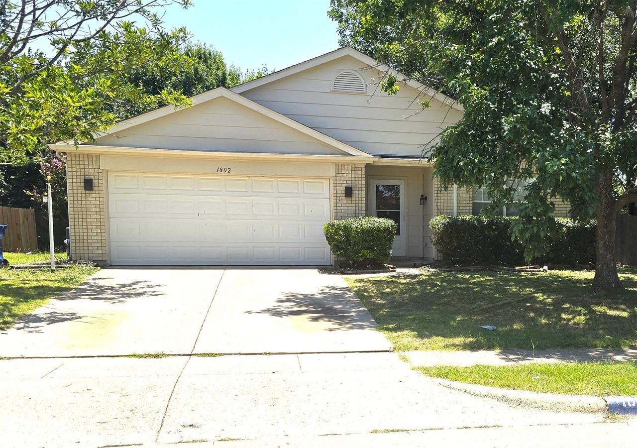 1802 Berkeley Dr