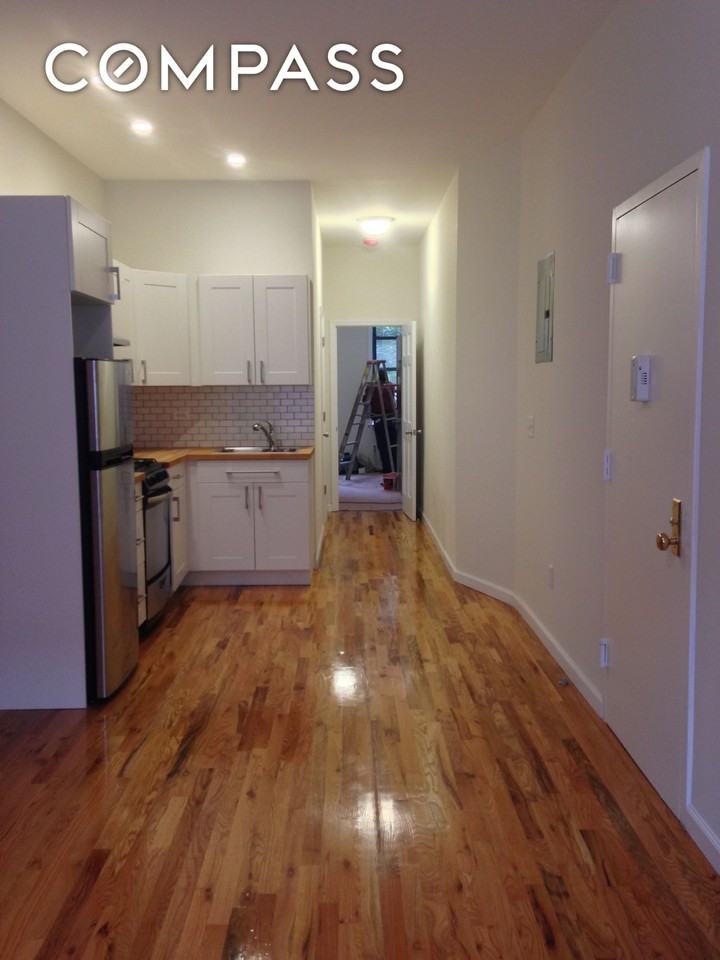 247 58th St #1L - Photo 2 of 7