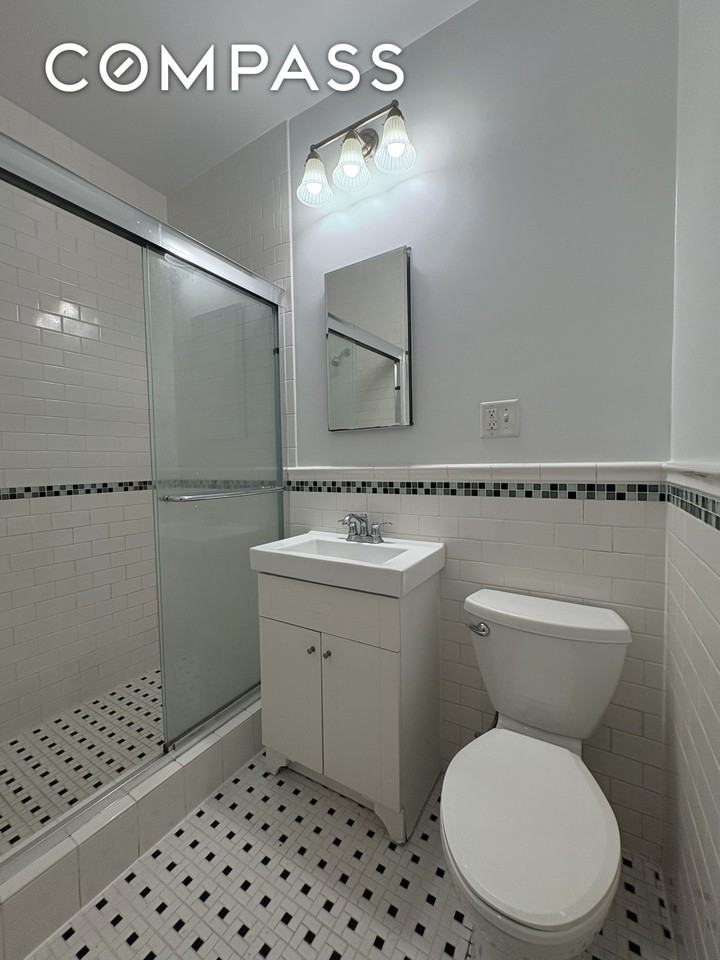 247 58th St #1L - Photo 6 of 7