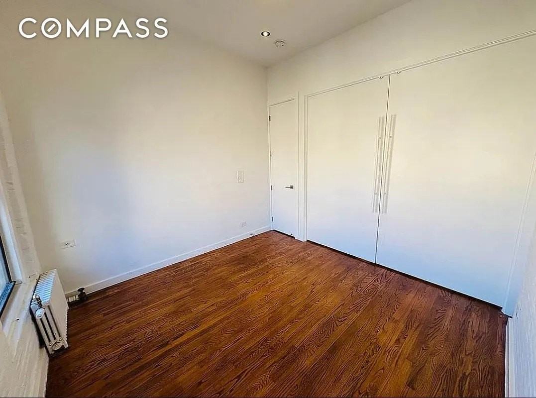 1479 York Ave #5S - Photo 7 of 13