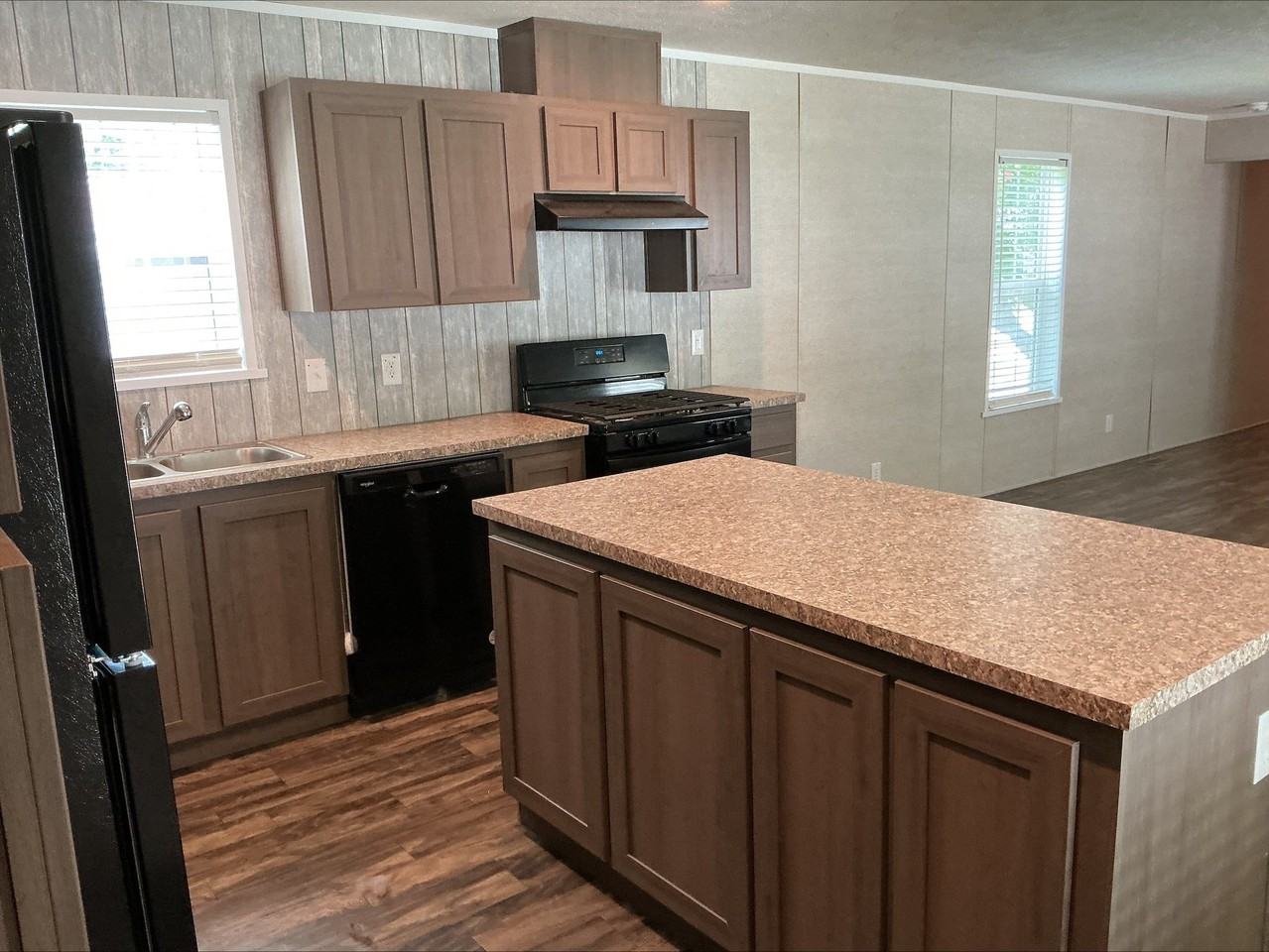 24150 Veterans Rd #73 - Photo 3 of 12