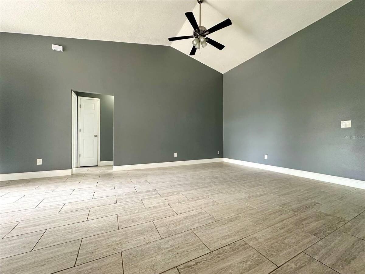 1516 Crosswind Cir - Photo 6 of 23
