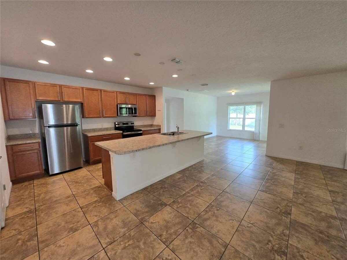 2476 Addison Creek Dr - Photo 5 of 36