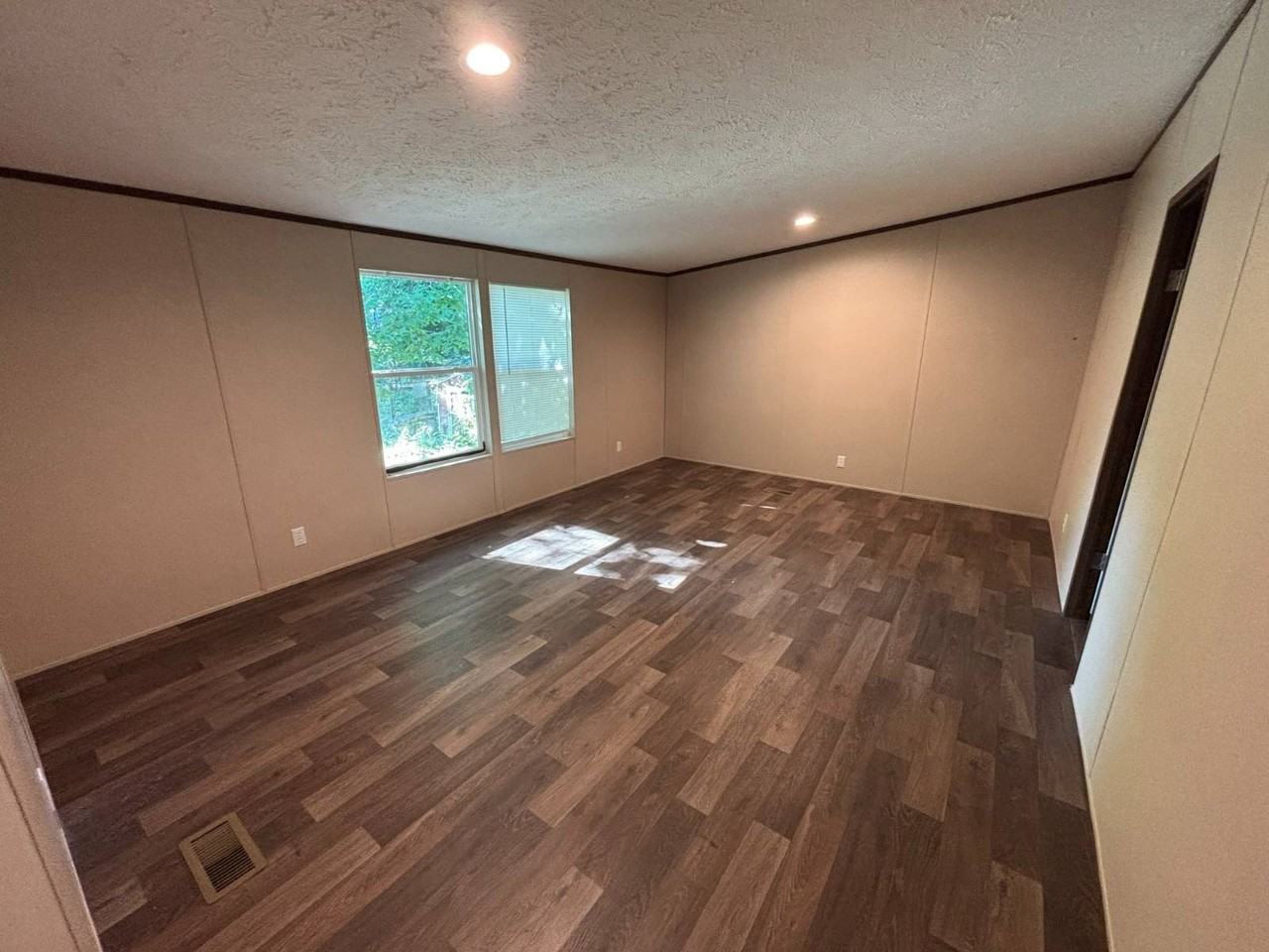 111 High Ridge Ct Trlr 13 - Photo 4 of 10