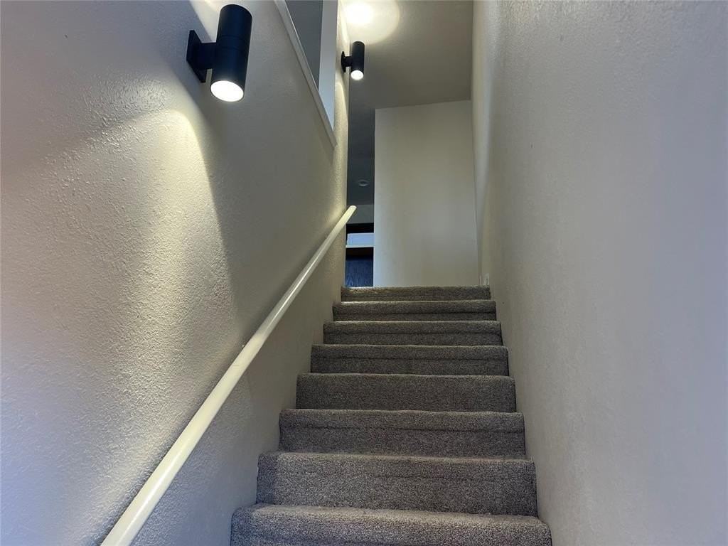 14405 N Pennsylvania Ave #6Q - Photo 2 of 36