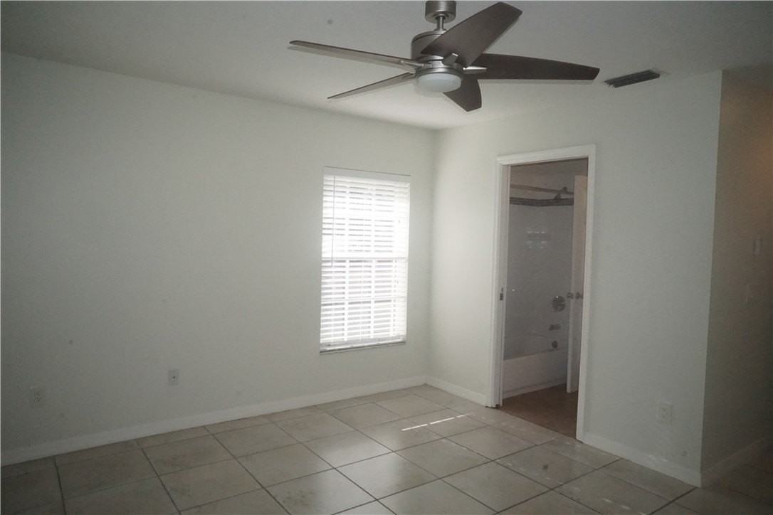 8455 Hart Ave - Photo 5 of 15