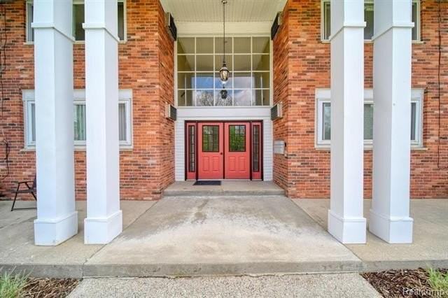 525 Fairbrook St #207 - Photo 2 of 19