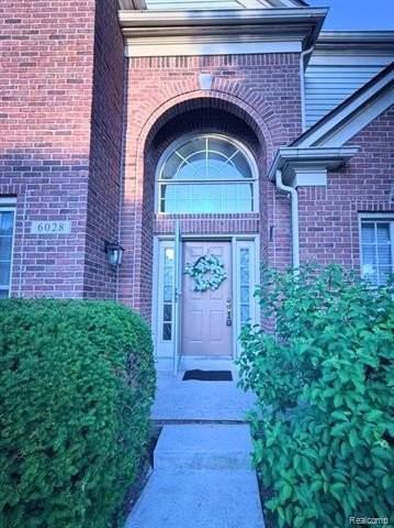 6028 Meadowview Dr - Photo 4 of 41