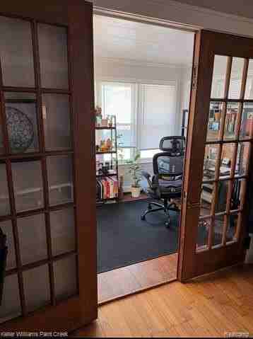 909 Knowles St - Photo 4 of 6