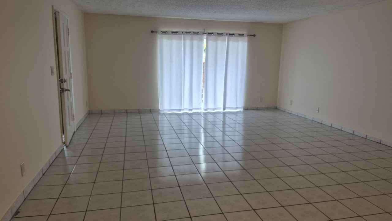 11604 Nw 29th Ct #2C - Photo 4 of 13