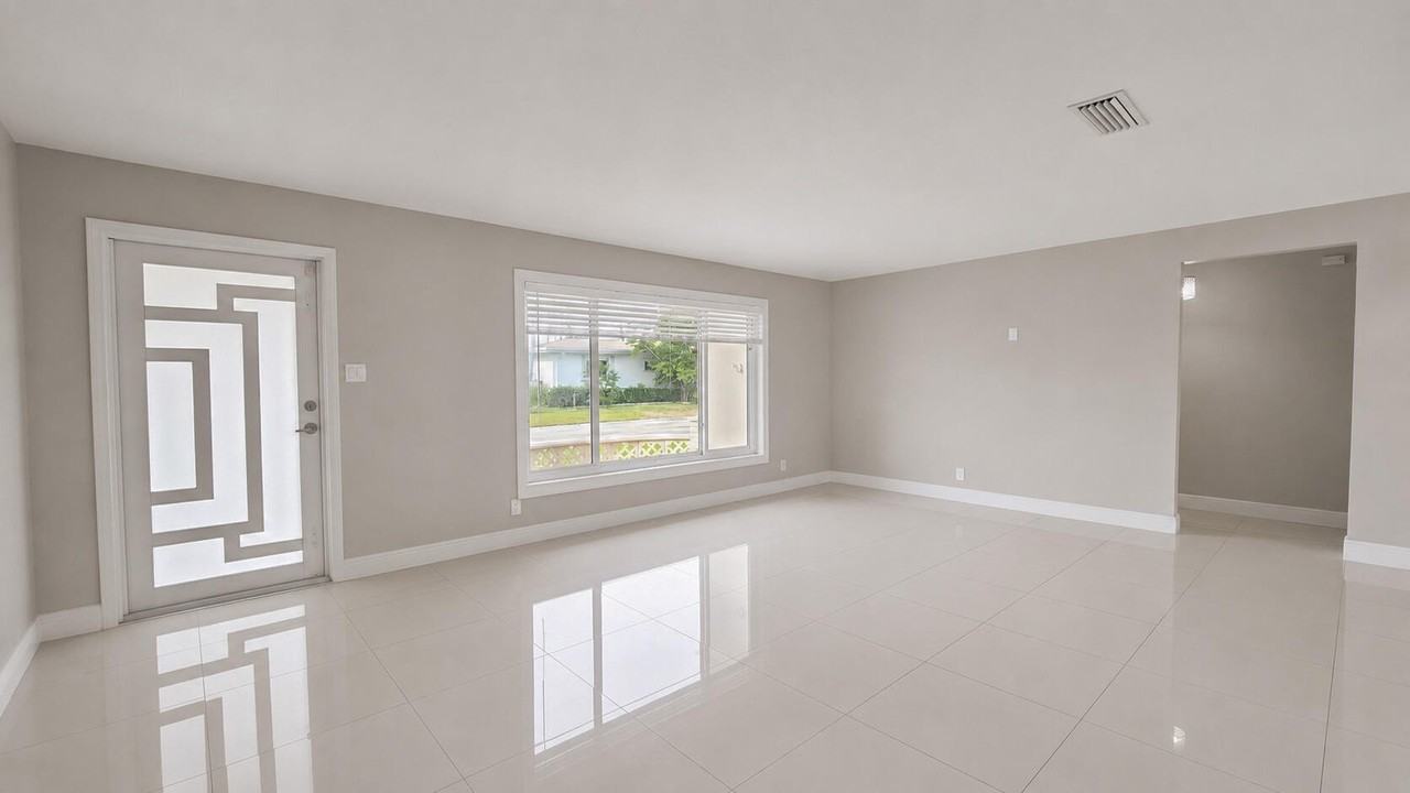 7180 Nw 10th Ct - Photo 4 of 32