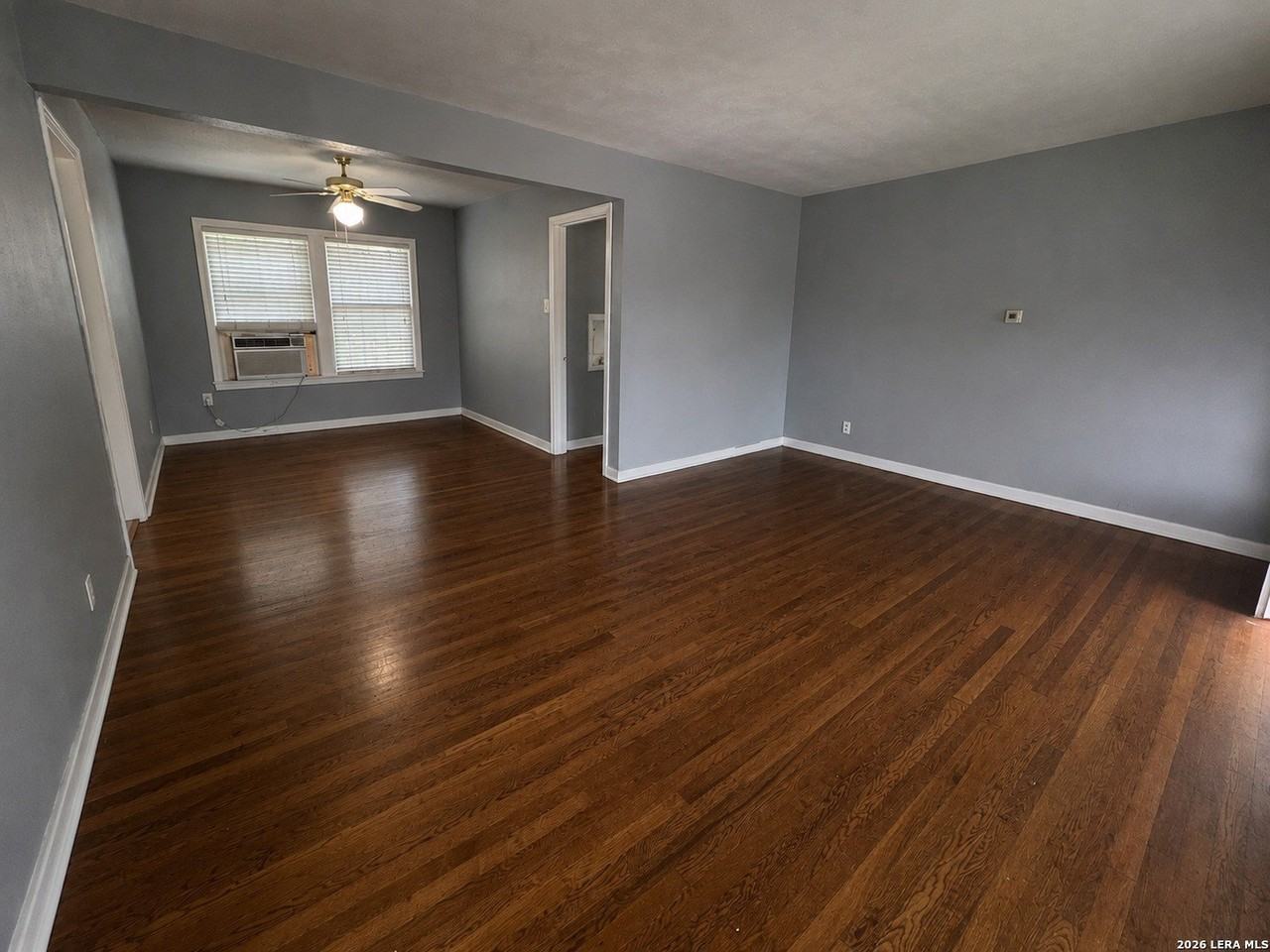 463 Bryn Mawr Dr - Photo 4 of 23