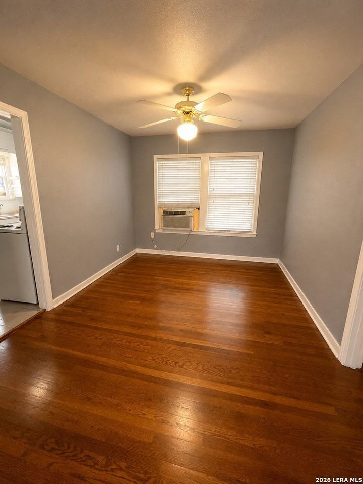463 Bryn Mawr Dr - Photo 5 of 23