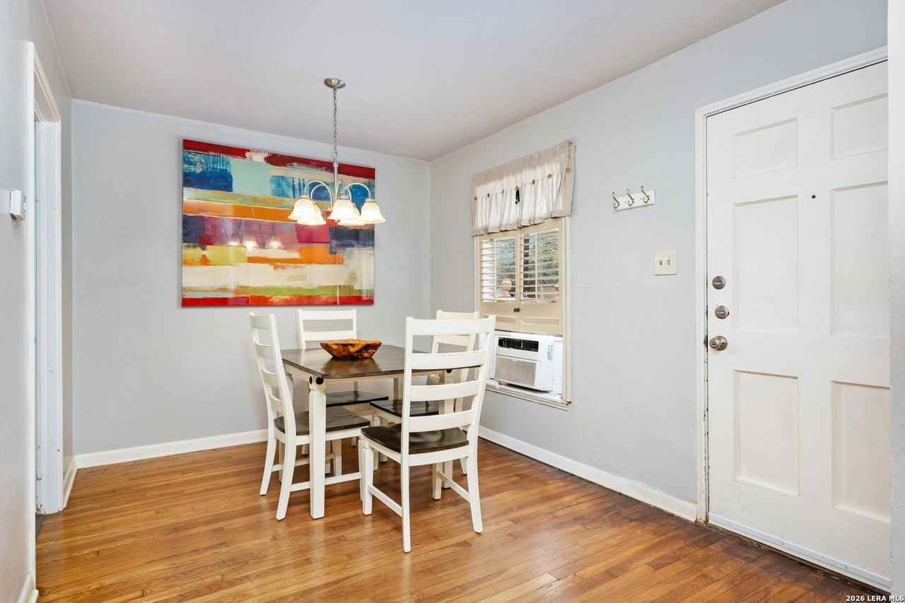111 Grandview Pl - Photo 6 of 45