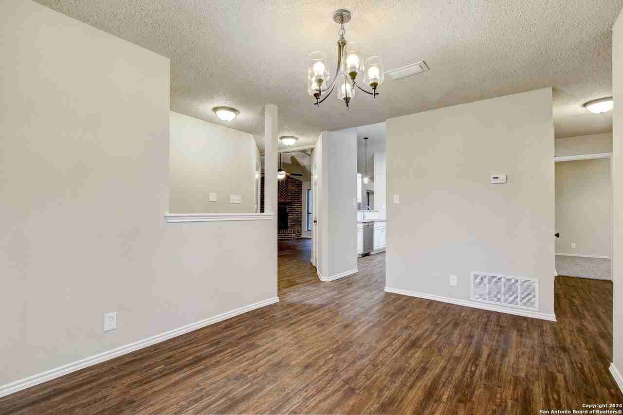 11823 Adriana Maria - Photo 6 of 28