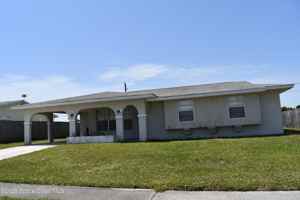 featured image of 3134 Edgewood Dr Ne