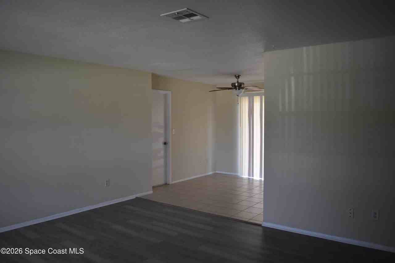 3134 Edgewood Dr Ne - Photo 4 of 27
