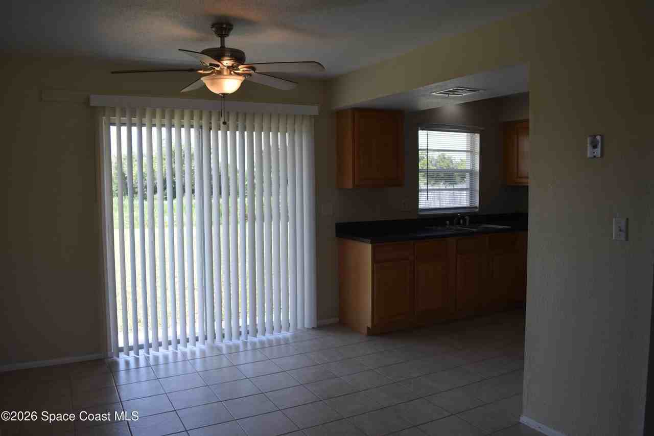 3134 Edgewood Dr Ne - Photo 7 of 27