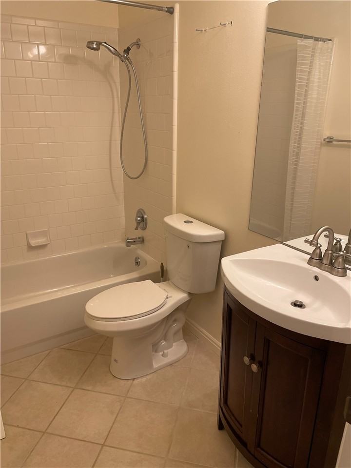 6435 S Wakefield Way - Photo 5 of 13