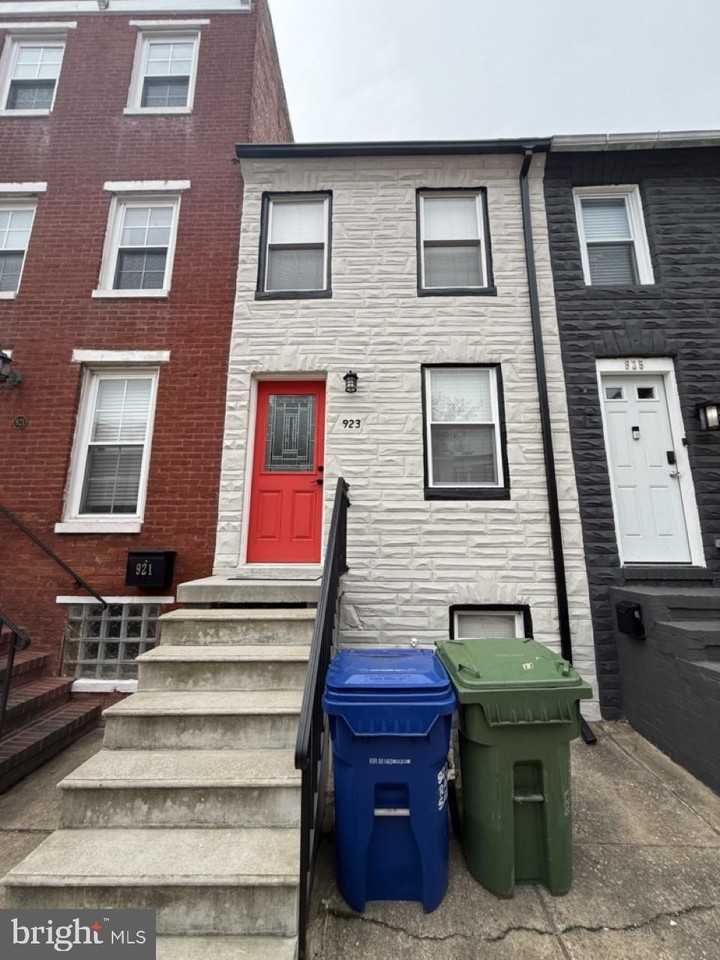 923 Ramsay St #A