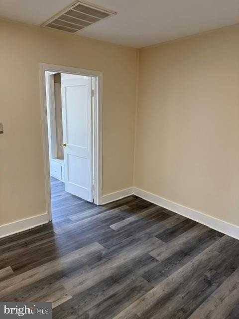 27 E Main St #304 - Photo 4 of 12
