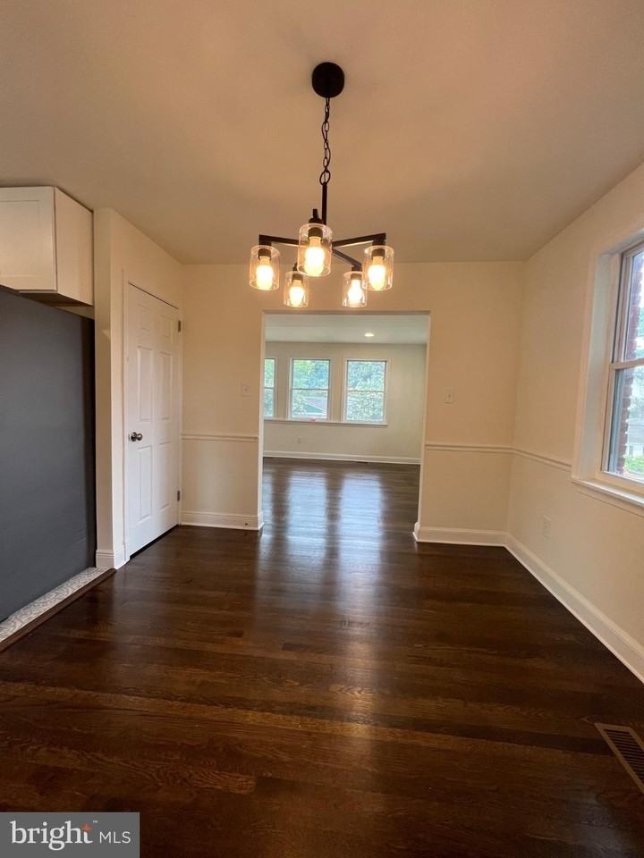 3420 25th Ave - Photo 3 of 12