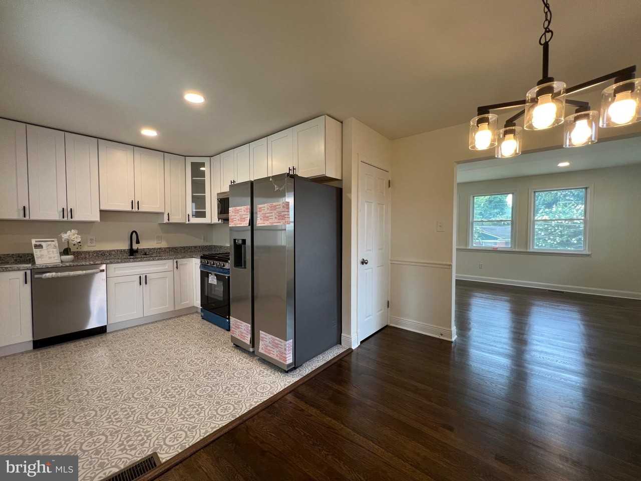 3420 25th Ave - Photo 4 of 12
