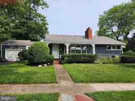 featured image of 125 Lakedale Dr