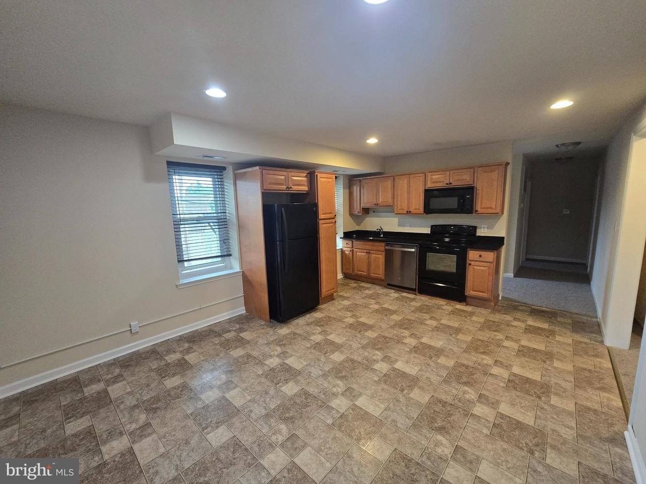 4894 Old Easton Rd #2ndFLUNIT - Photo 3 of 13
