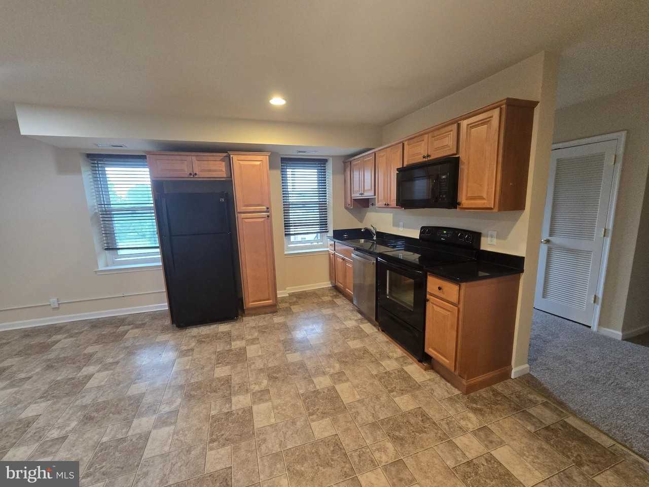 4894 Old Easton Rd #2ndFLUNIT - Photo 4 of 13
