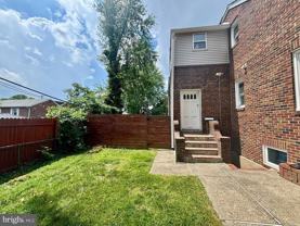 6828 Oxford Ave #2ndFL - Photo 1 of 1