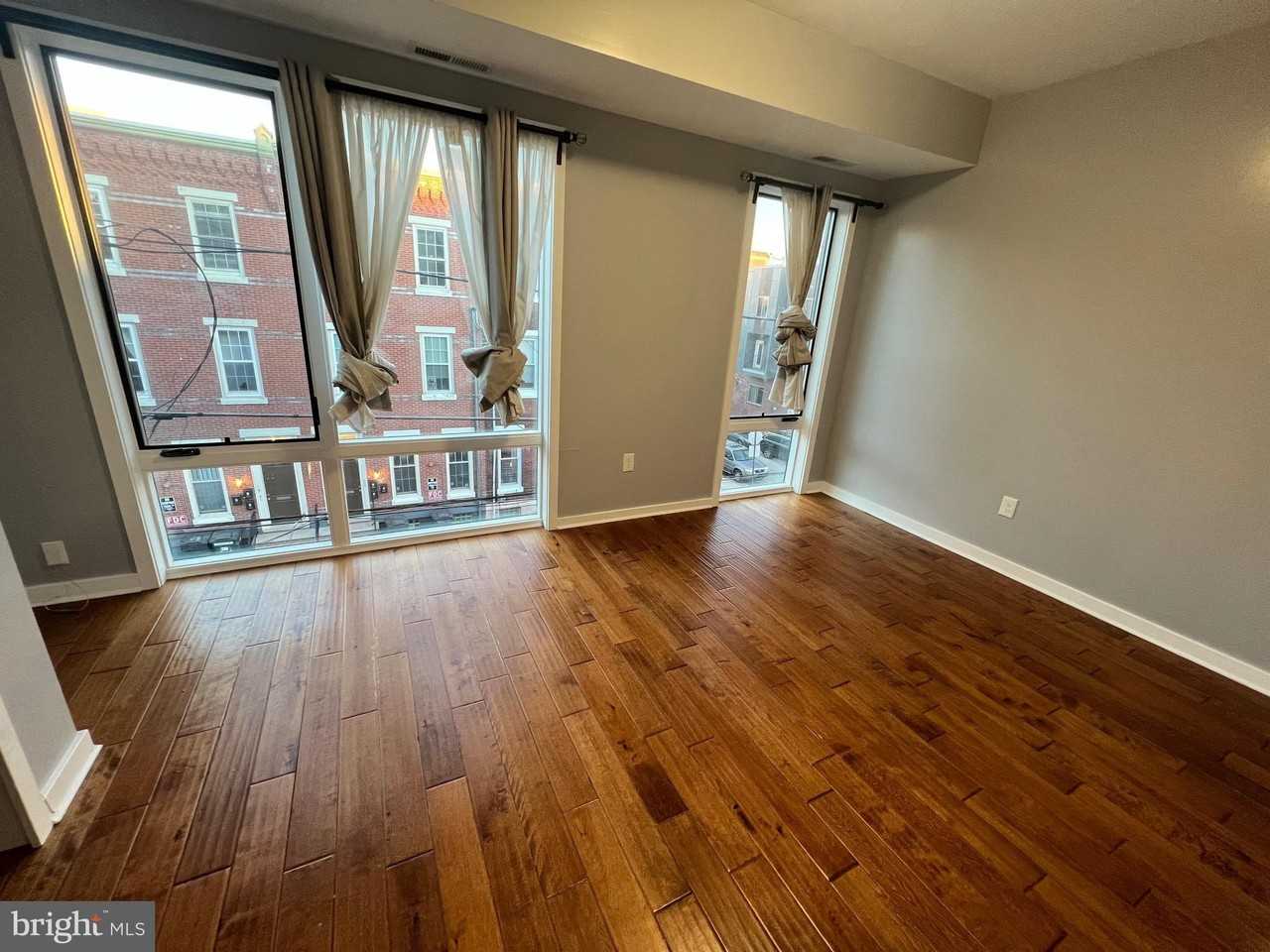 924 N 15th St #3 - Photo 7 of 20