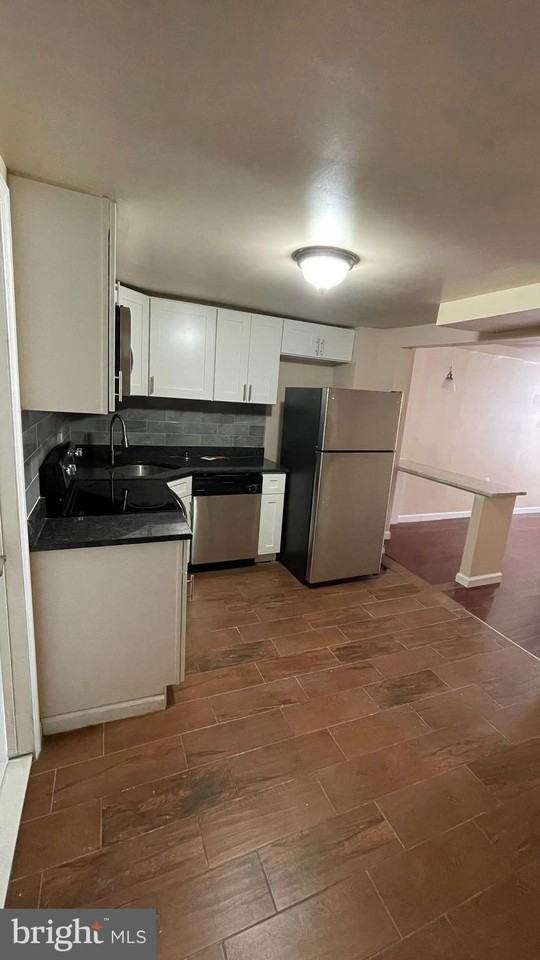 537 N 13th St #3F - Photo 6 of 25