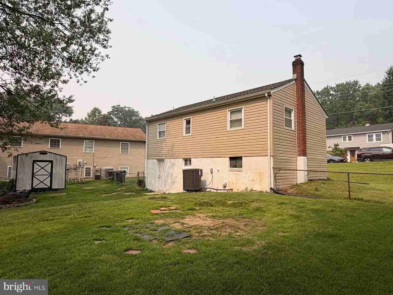 13435 Greenacre Dr - Photo 3 of 26