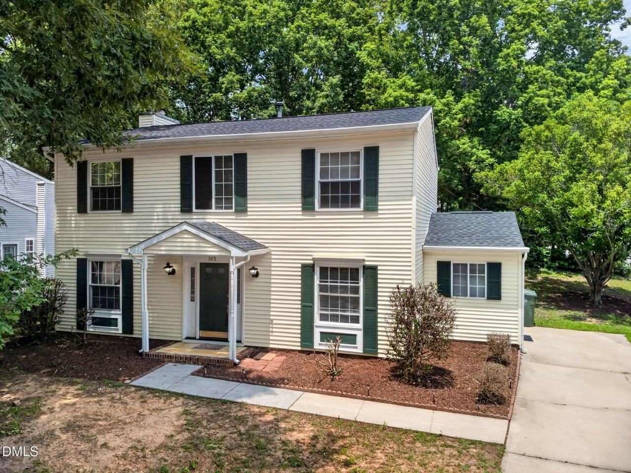 105 Trinity Woods Dr - Photo 3 of 40